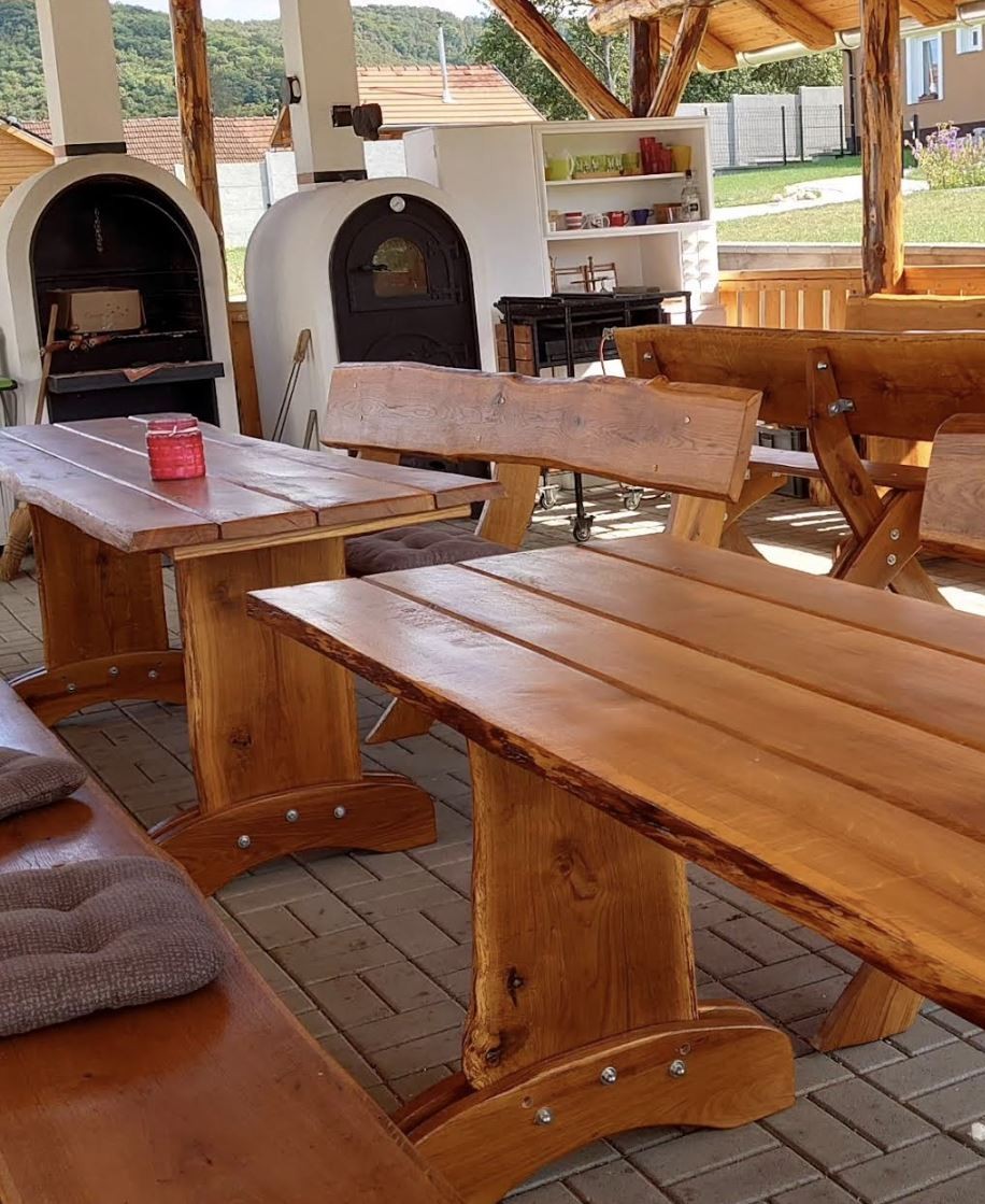 Grillterasz és tűzrakóhely